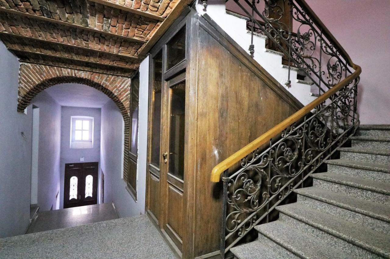 Rustaveli Downtown Aparthotel Tbilisi Exteriör bild